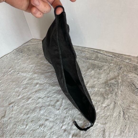 CHANEL Black and White Logo Dust Bag - Picture 5 of 7